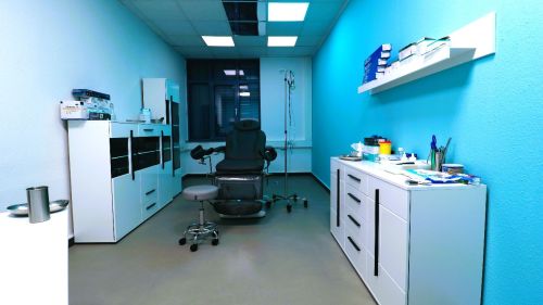 The Clinic - Photo No. 2